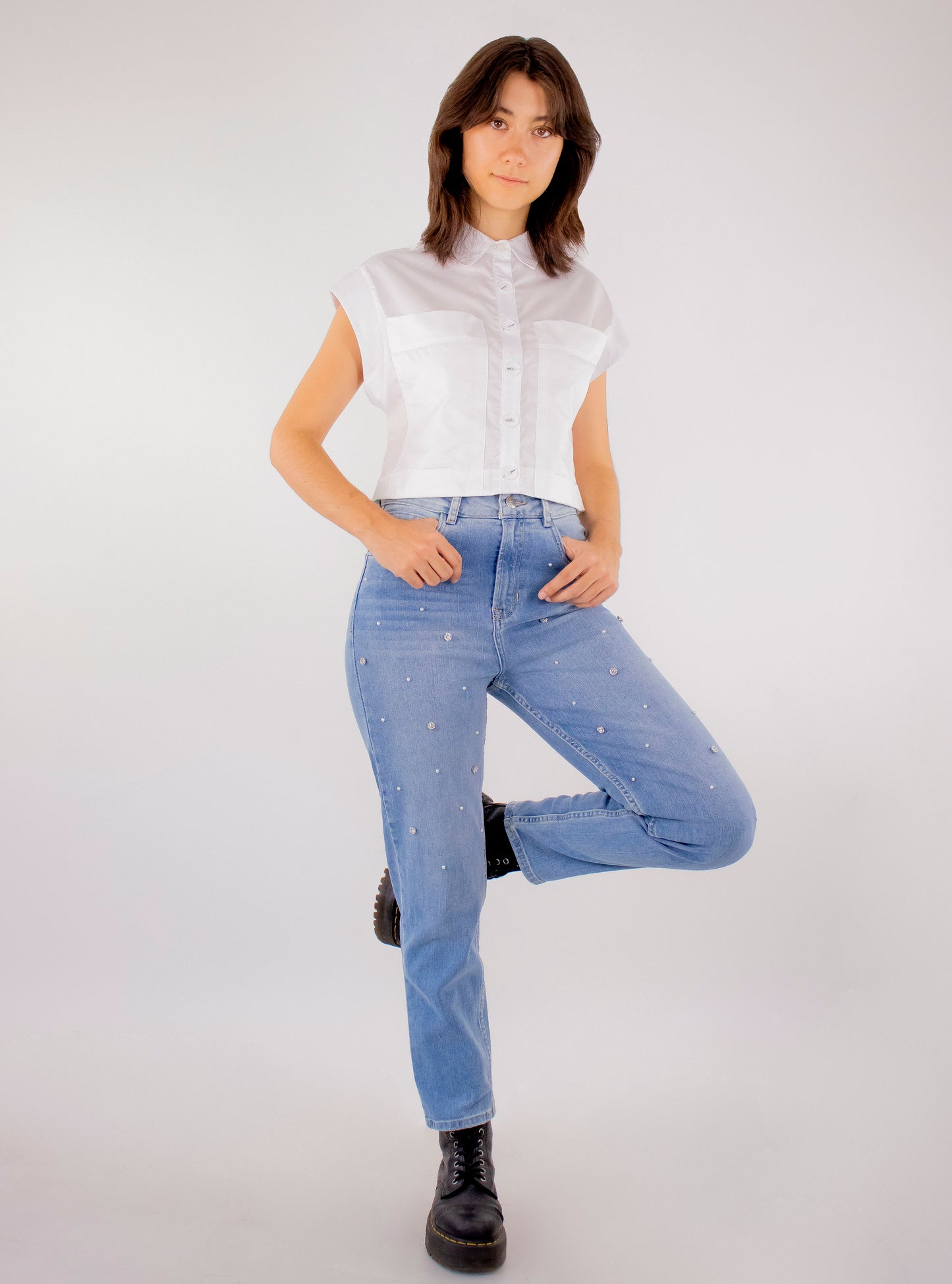 Jeans mom clasic con pedrería