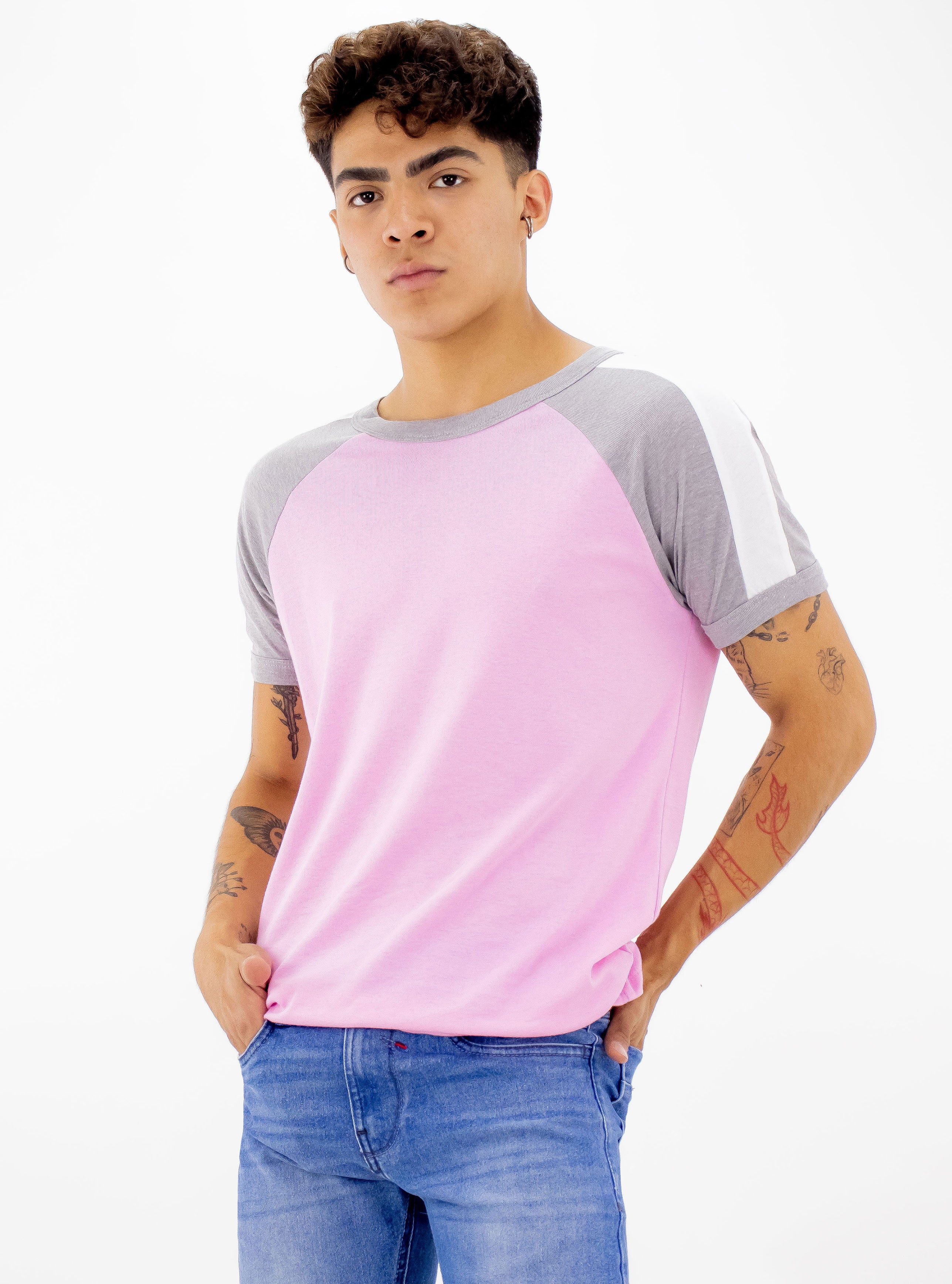 Playera raglan manga corta de color rosa gris CH