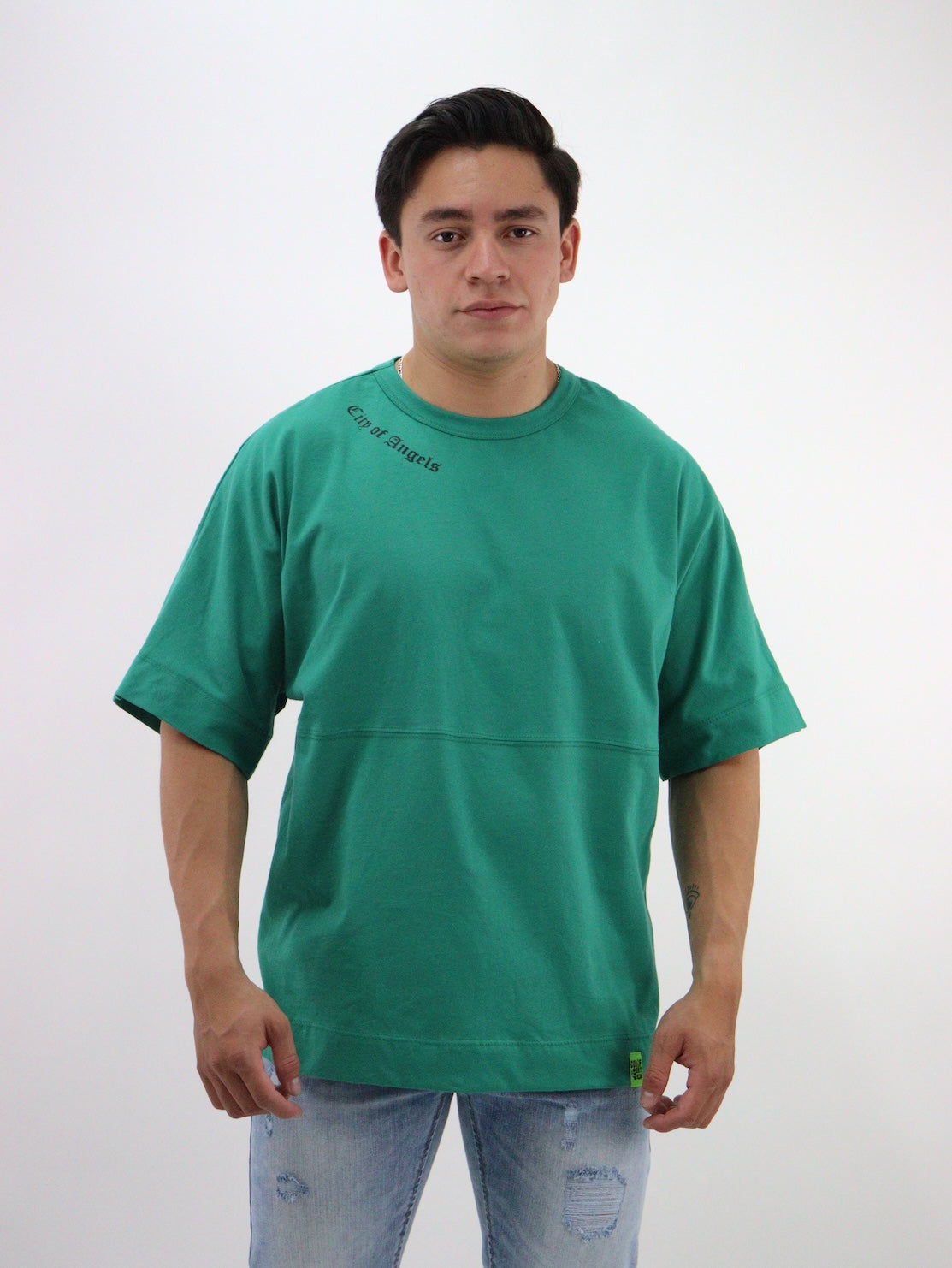 Playera oversize de color verde con estampado (NUEVA TEMPORADA)