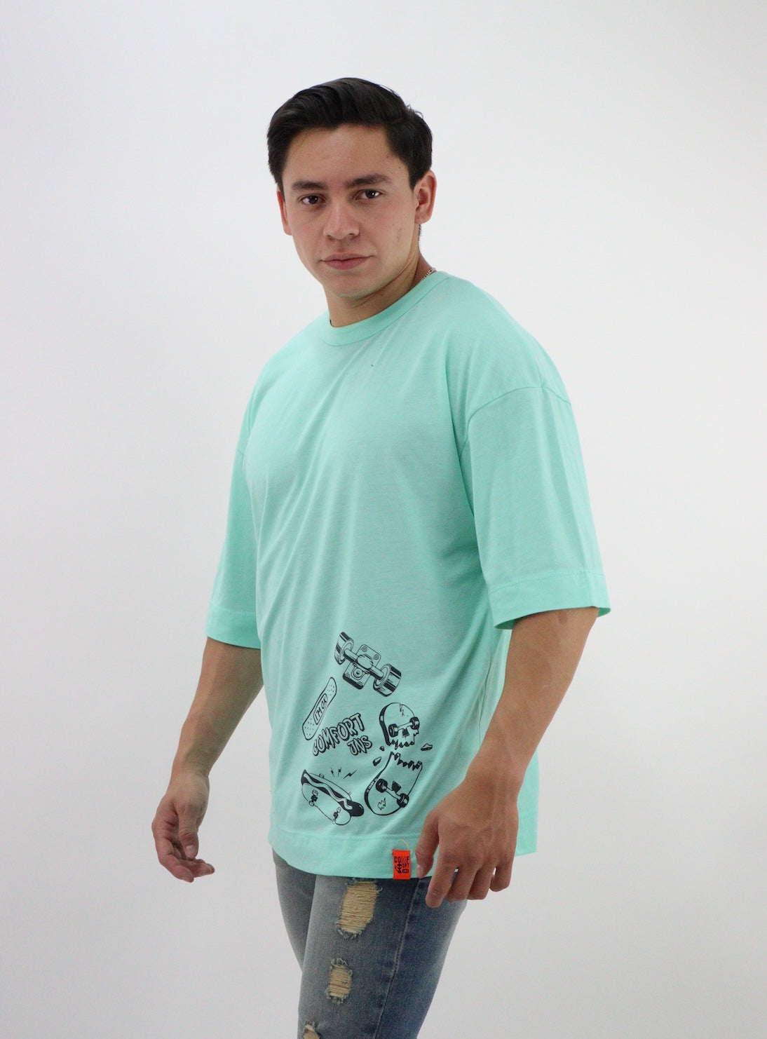 Playera oversize de color verde con estampado (NUEVA TEMPORADA)