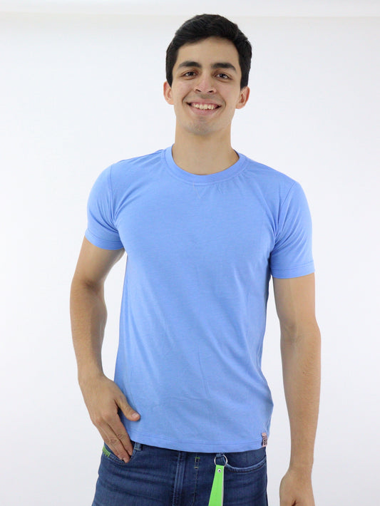 Playera básica manga corta de color azul (NUEVA TEMPORADA)