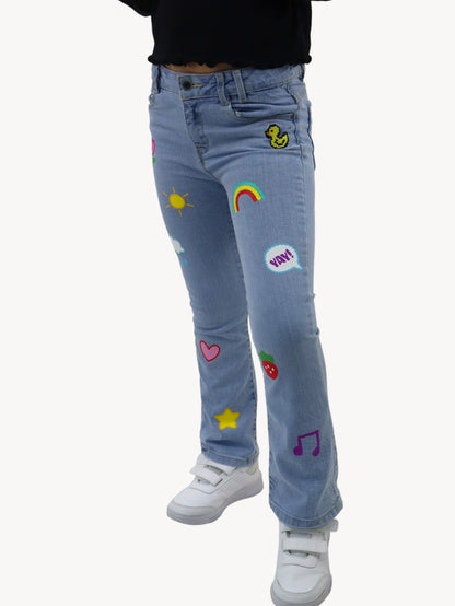 Jeans acampanado con estampado (NUEVA TEMPORADA)