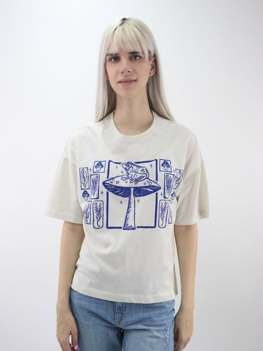 Playera oversize de color beige con estampado (NUEVA TEMPORADA)