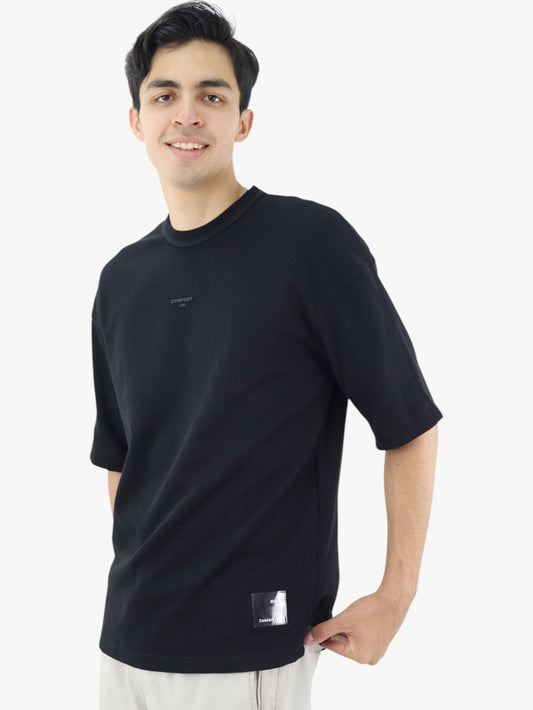 Playera oversize de color negro (NUEVA TEMPORADA)