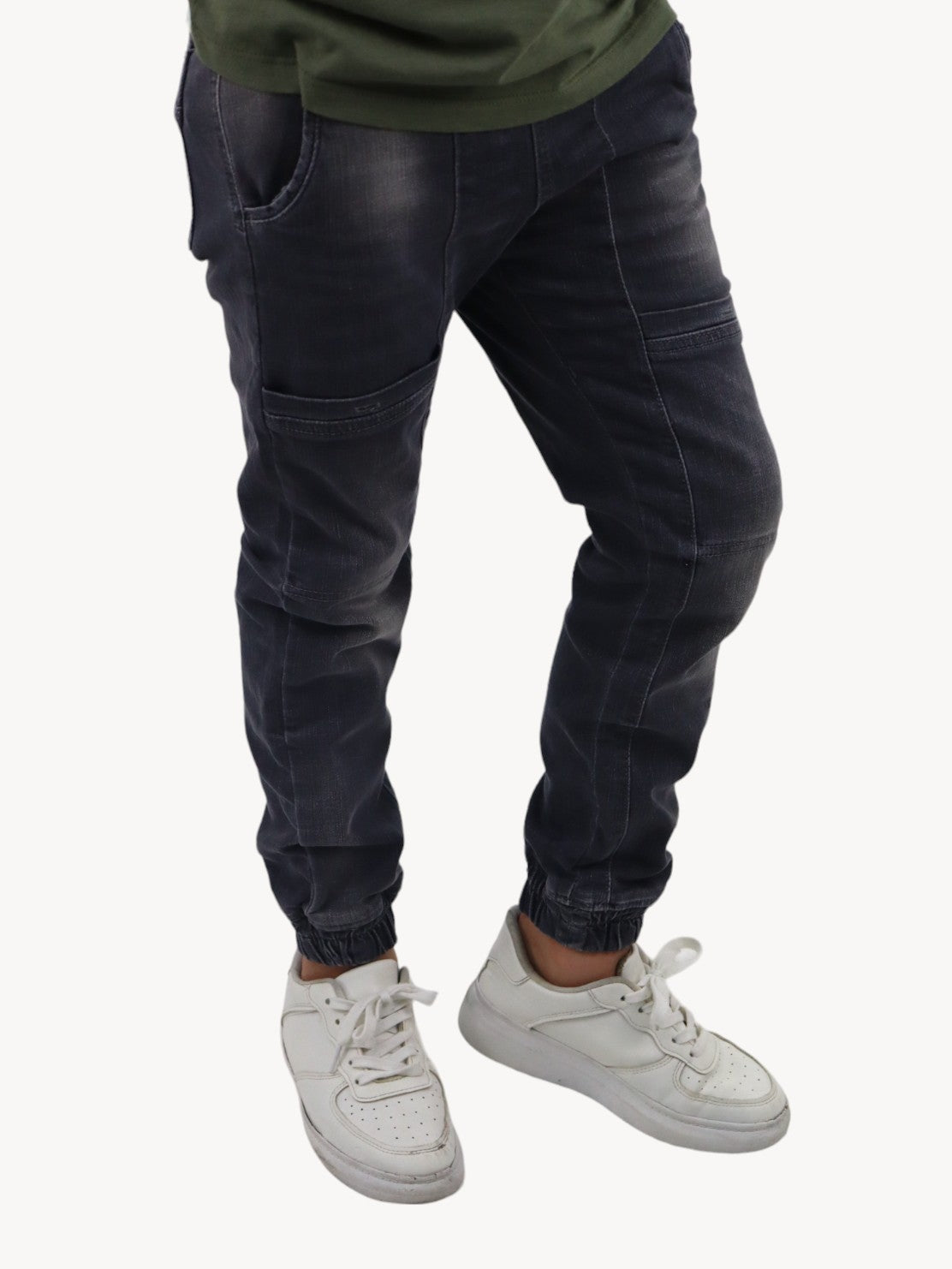 Jogger denim de color gris oscuro (NUEVA TEMPORADA)