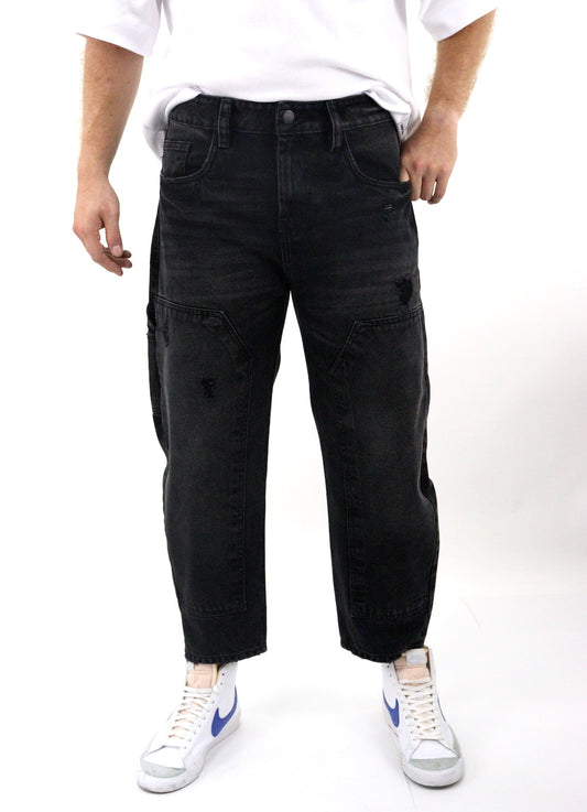 Jeans estilo loose de color negro deslavado (NUEVA TEMPORADA)