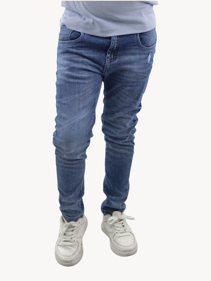 Jeans skinny de color azul con destrucción  (NUEVA TEMPORADA)