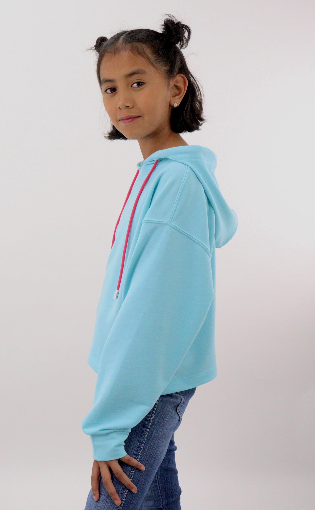 Sudadera con capucha de color azul turquesa