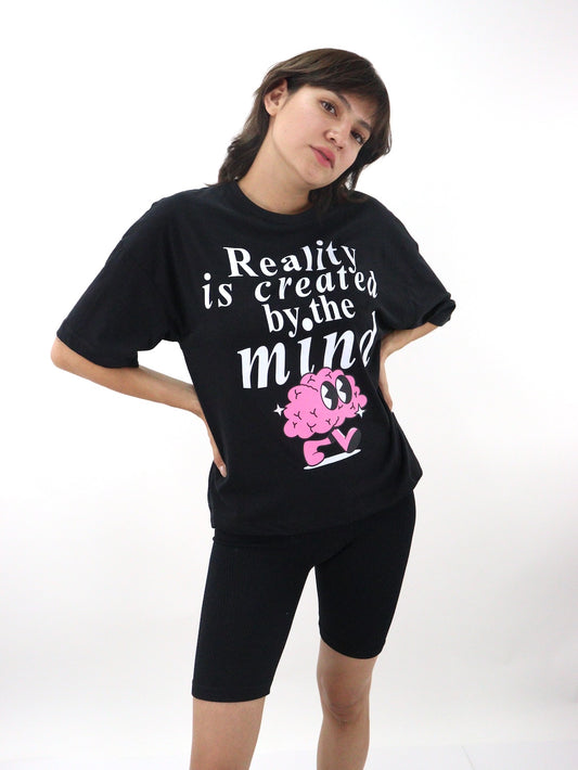 Playera oversize de color negro con estampado  (NUEVA TEMPORADA)