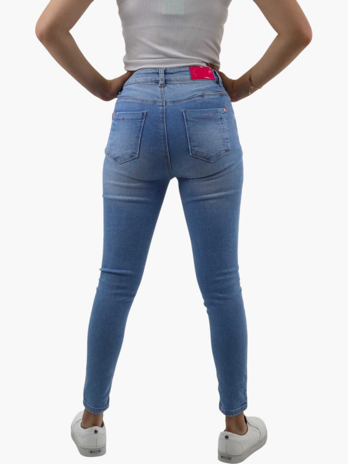 Jeans skinny tiro alto azul claro (NUEVA TEMPORADA)