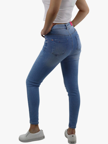 Jeans skinny tiro alto azul claro (NUEVA TEMPORADA)