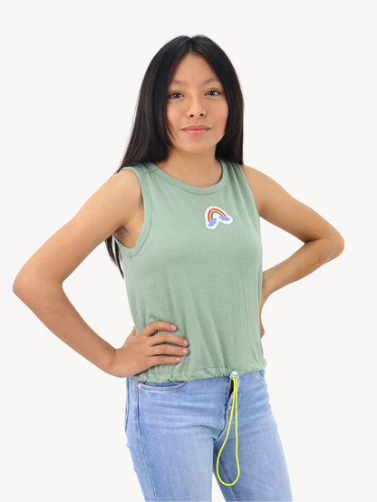 Playera tank color verde con gráfico de arcoíris (NUEVA TEMPORADA)