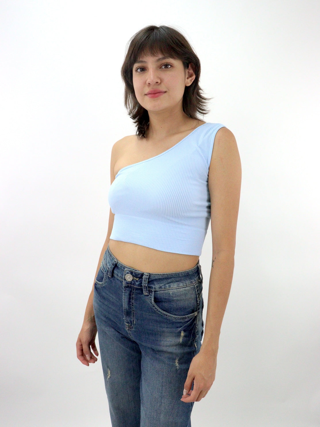 Blusa hombro descubierto de color azul (NUEVA TEMPORADA)