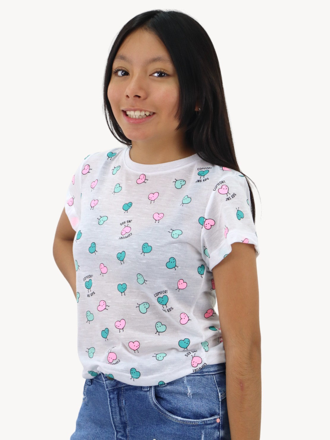 Playera manga corta con print de corazones (NUEVA TEMPORADA)