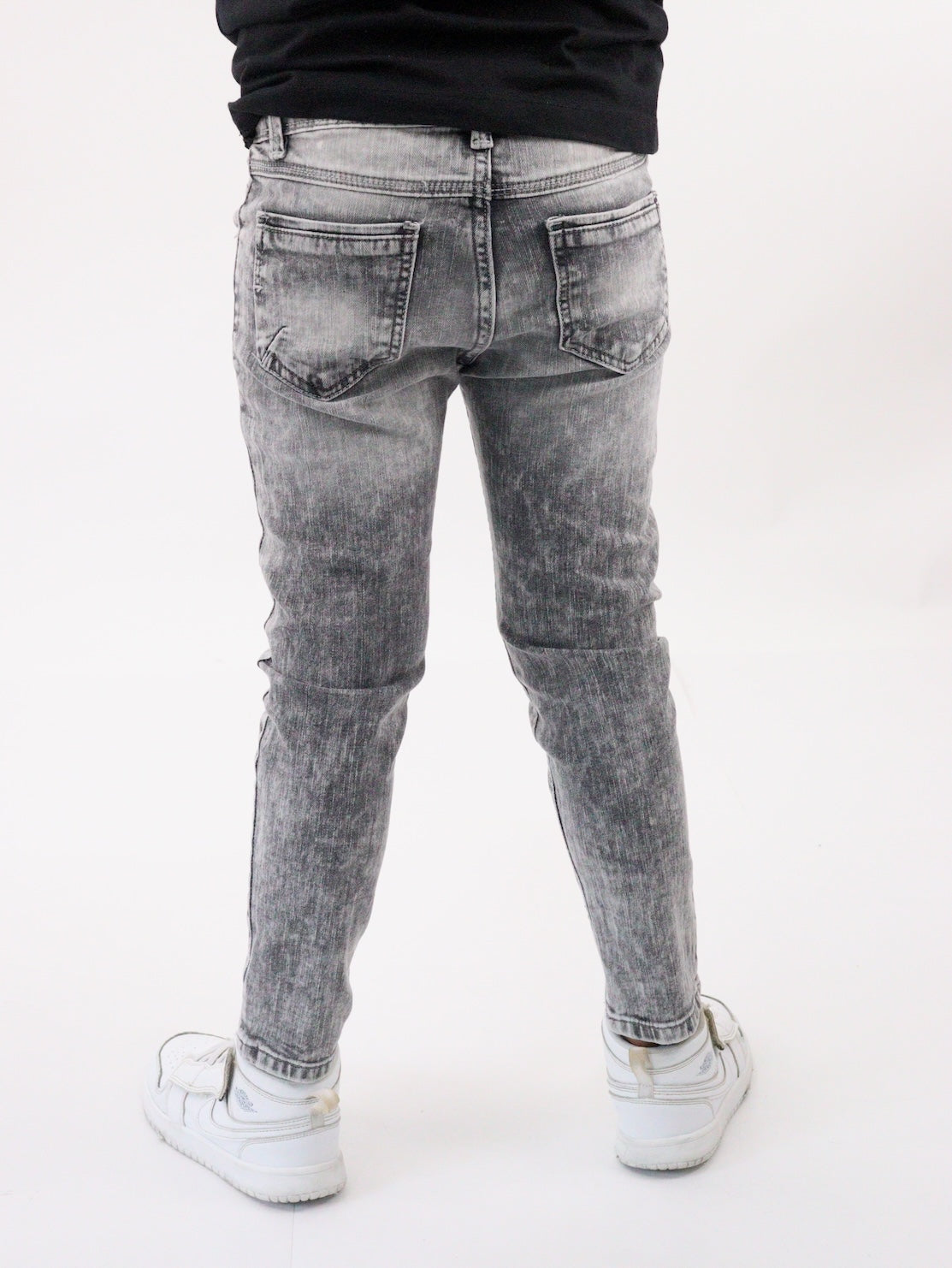 Jeans skinny de color gris con snow wash (NUEVA TEMPORADA)