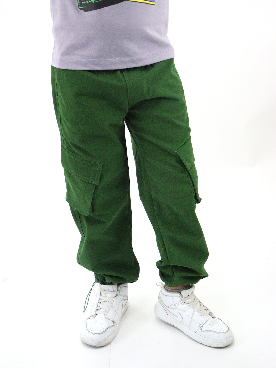 Pantalón parachute de color verde (NUEVA TEMPORADA)