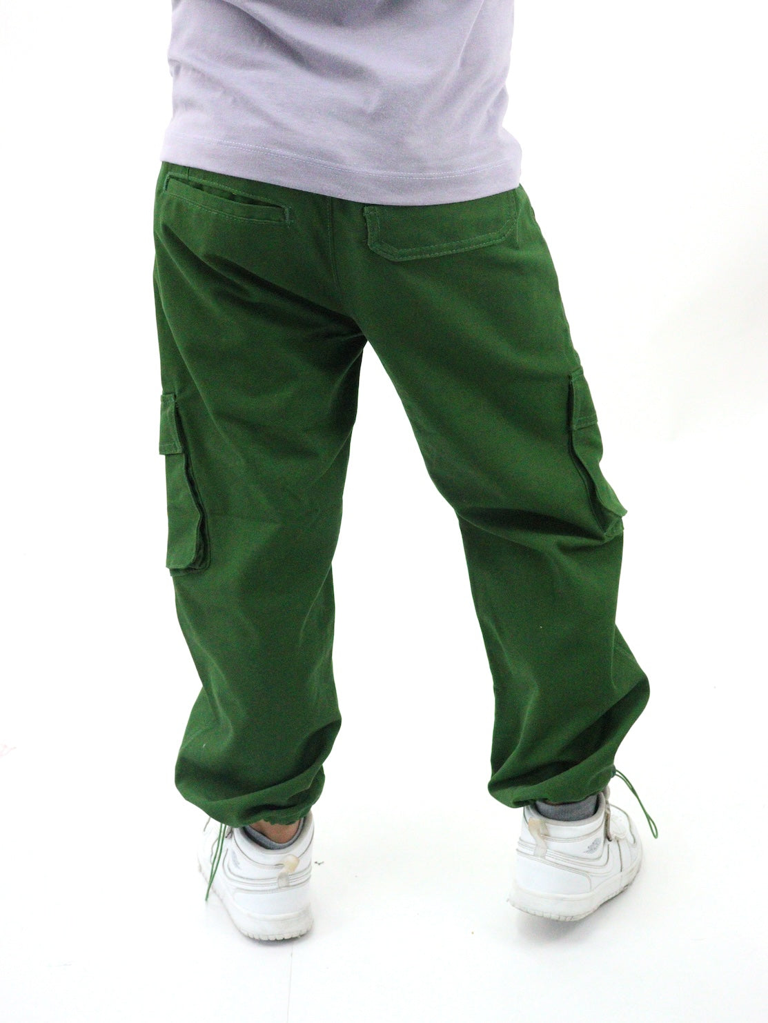 Pantalón parachute de color verde (NUEVA TEMPORADA)